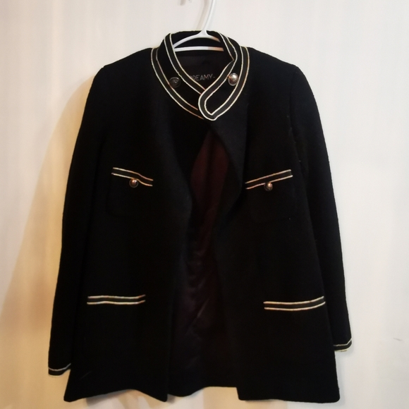 Chanel style coat - Picture 2 of 3